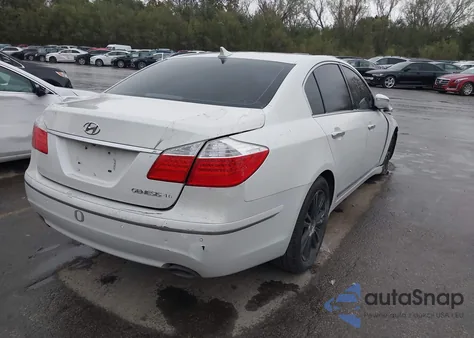 2011 Hyundai Genesis 4.6 z USA, uszkodzony, nr VIN KMHGC4DF5BU114384